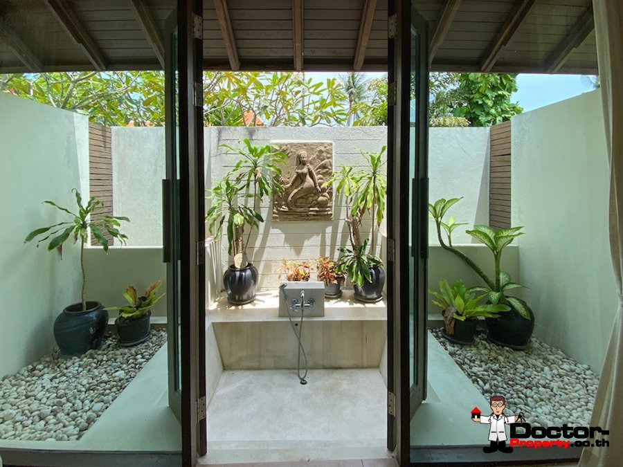 Asian Style 2 Bedroom Villa, near Bangrak Beach, Koh Samui – For Sale